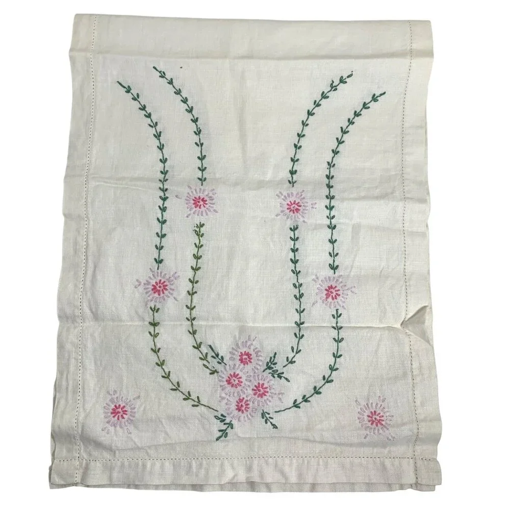 Vintage Cottagecore Hand-Embroidered Floral Rectangular Table Runner Linen